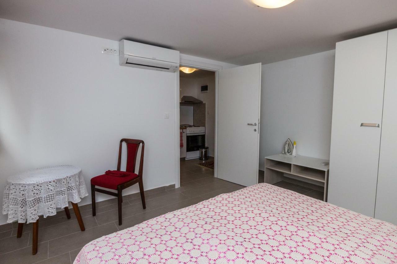 Apartment Nada Medveja Lovran Buitenkant foto